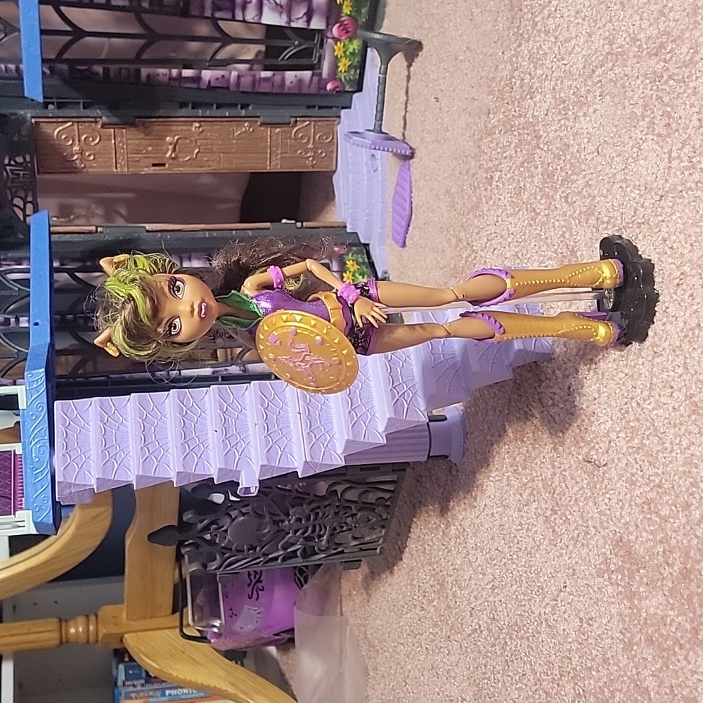 Monster high power ghoul Clawdeen Wolf (Wonder Wolf)